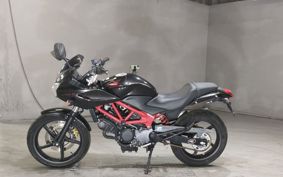 HONDA VTR 250 F MC33