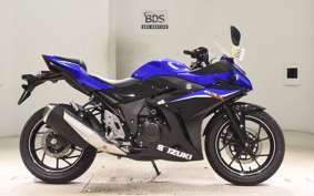 SUZUKI GSX250R 2016