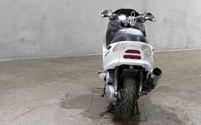 YAMAHA MAJESTY 125 SE27