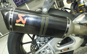 APRILIA RSV4 1100ファクトリ 2024