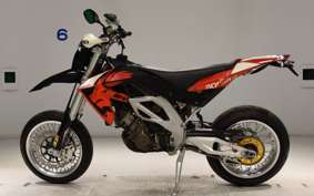 APRILIA APRILIA SXV550 2021