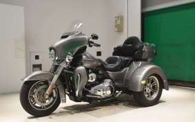 HARLEY FLHTCUTG TRIKE 2016