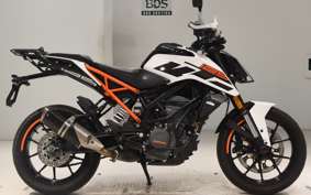 KTM 125 DUKE 2021
