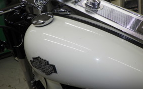 HARLEY FLHPEI 1450 2001
