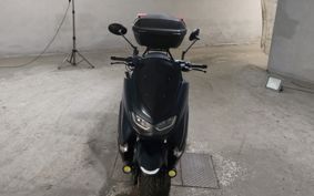 YAMAHA N-MAX 125 SEG6J