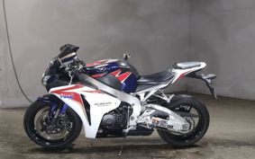 HONDA CBR1000RR 0104