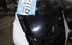 HONDA CB400 SUPER BOLDOR VTEC 2011 NC42