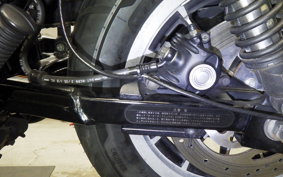 HARLEY XL883R 2005