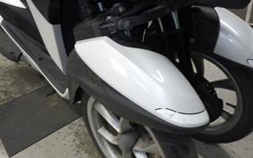 YAMAHA TRICITY 125 ヤネツキ SE82J