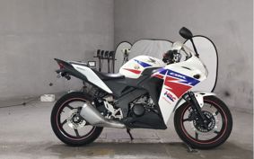 HONDA CBR125R JC50