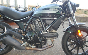 DUCATI SCRAMBLER SIXTY2 2021 KA00