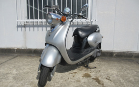YAMAHA VINO125 SE24
