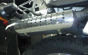 SUZUKI TS185 2011