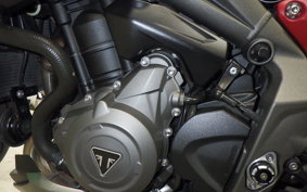 TRIUMPH STREET TRIPLE RS 2021