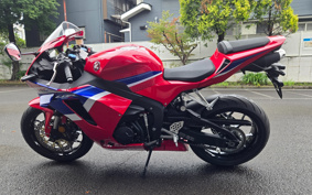 HONDA CBR600RR ABS 2025 PC40