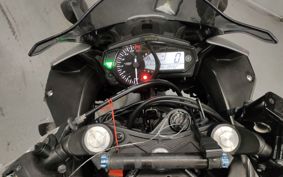YAMAHA YZF-R25 RG10J