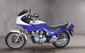 YAMAHA XJ900F 58L