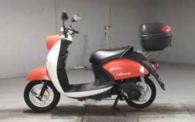 YAMAHA E-VINO SY11J