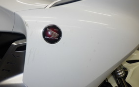 HONDA VFR1200F DCT 2011 SC63