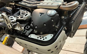 TRIUMPH SCRAMBLER 1200 XC 2020 DAD81H