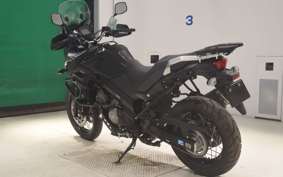 SUZUKI Vｽﾄﾛｰﾑ650XTA 2017 C733A
