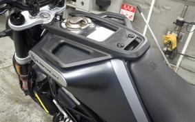 HUSQVARNA SVARTPILEN 125 2019