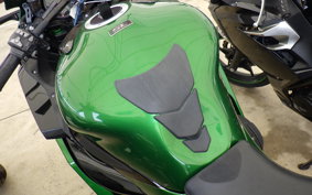 KAWASAKI NINJA H2 SX SE 2018 ZXT02A