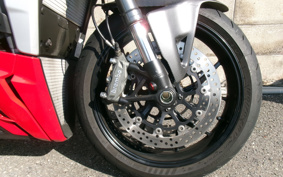 DUCATI  DUCATI  STREET  FIGHTER V2 2023 3F00