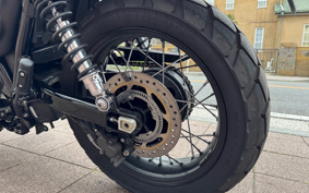 TRIUMPH STREET SCRAMBLER 2018 DAD78G