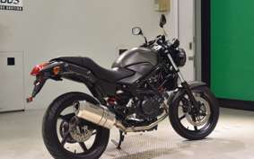 HONDA VTR 250 Gen. 2 MC33