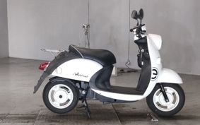 YAMAHA E- VINO  SY11J