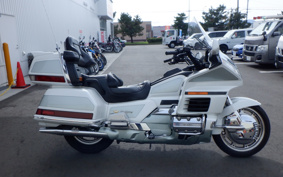 HONDA GL1500 GOLD WING 2000 SC22