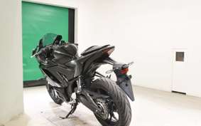 YAMAHA YZF R-3 2023 RH21J