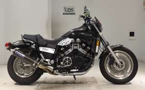 YAMAHA VMAX 2001