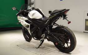 YAMAHA YZF-R25 2015 RG10J