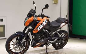 KTM 125 DUKE 2025