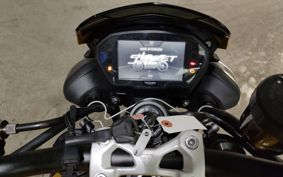 TRIUMPH  TRIUMPH  STREET  TRIPLE RS HDA614