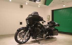 HARLEY FLHXSE 1800CVO 2015