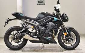 TRIUMPH STREET TRIPLE RS 2025