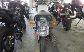 YAMAHA YB125SP