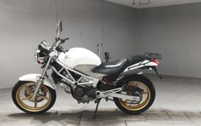 HONDA VTR 250 MC33