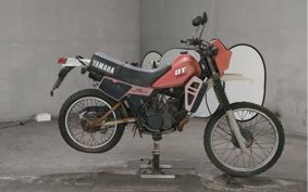 YAMAHA DT125 17F