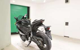 YAMAHA YZF-R25 A 2022 RG43J
