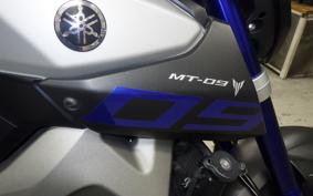 YAMAHA MT-09 A 2015 RN34J