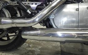 HARLEY XL883LI 2013
