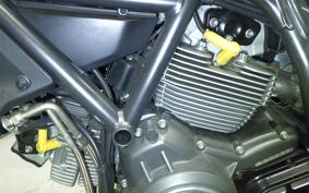 DUCATI SCRAMBLER ICON 2015