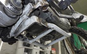 SUZUKI DJEBEL 200 (DR200SE) SH42A