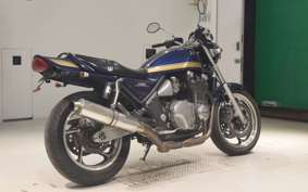 KAWASAKI ZEPHYR 1100 2004 ZRT10A