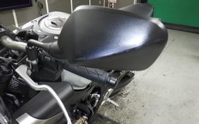 HONDA CB650R E-Clutch 2024 RH17