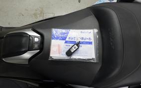 YAMAHA T-MAX 530 DX 2019 SJ15J